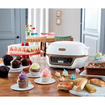 Tefal Machine à gâteaux, 5 programmes automatiques pour réglage, 1 mode  manuel, 3 moules flexibles, 1 grand moule en acier revêtu, Compatible avec  moules Crispybake, Cake Factory+ KD802112 : : Cuisine et Maison